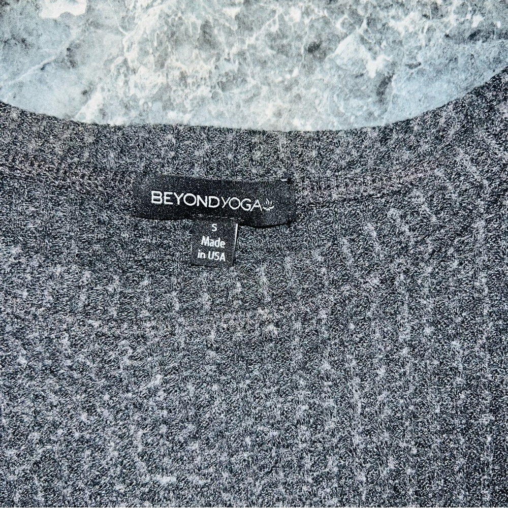 Beyond Yoga Long Sleeve Crop Top